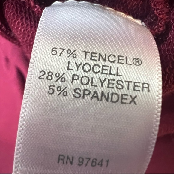 J Jill pure Jill Pullover Tunic Top Size S Asymmetrical Super Soft Wine Tasting - Picture 3 of 6